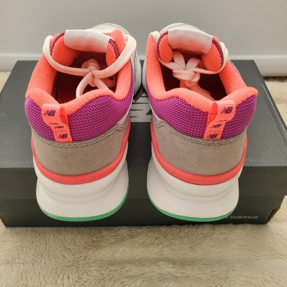 New Balance 997H Multi Color sneakers - Picture 7 of 10